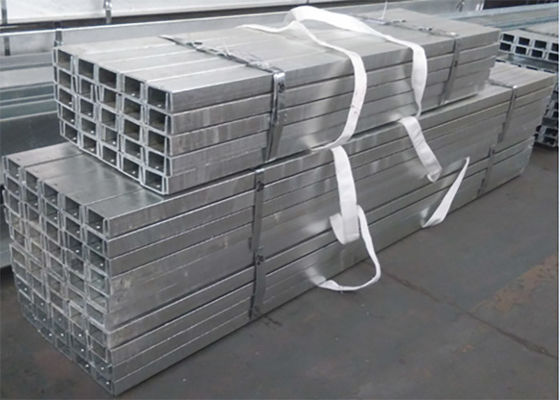 ASTM 304316 أقسام مجوفة مدلفنة على الساخن ، قناة 3.0 مم من الفولاذ المقاوم للصدأ على شكل حرف U